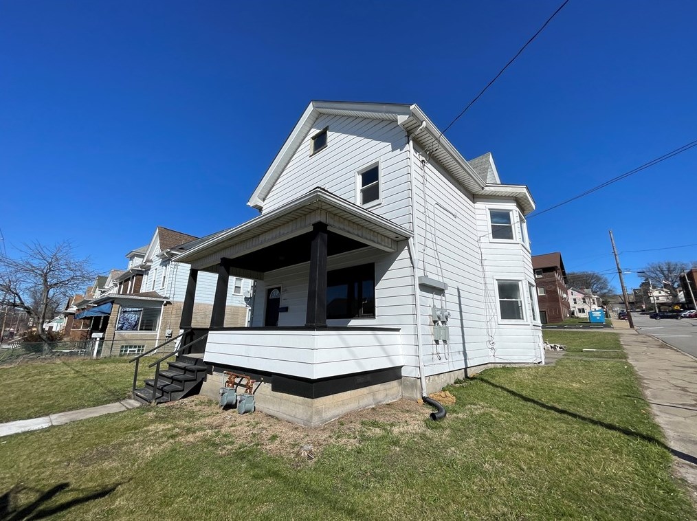 1800 Kenneth #1, New Kensington, PA 15068