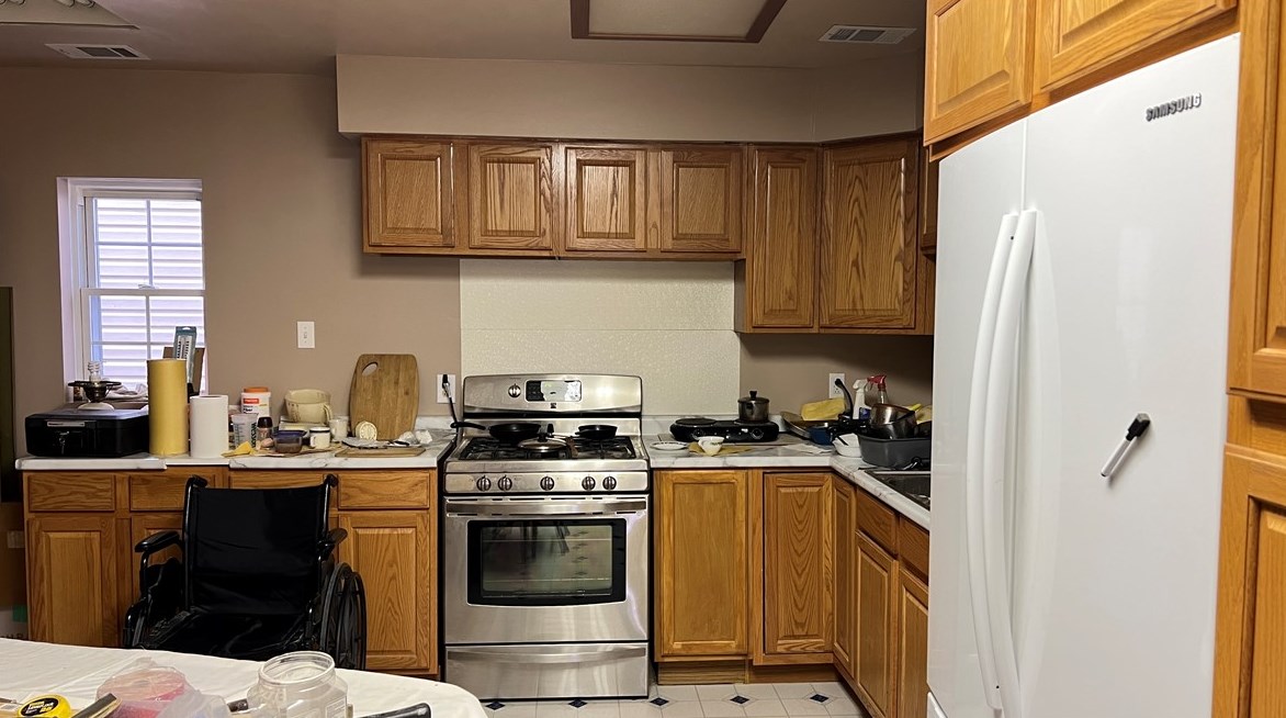 221 S Oakland, Hermitage, PA 16148
