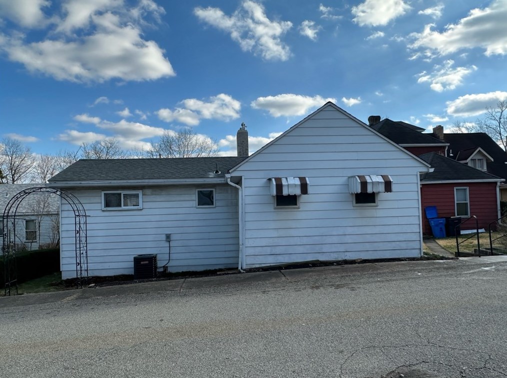 342 Finley Ave, Collier Township, PA 15106
