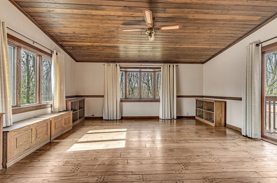 4179 Timberlane Dr, Allison Park PA  15101-2932 exterior