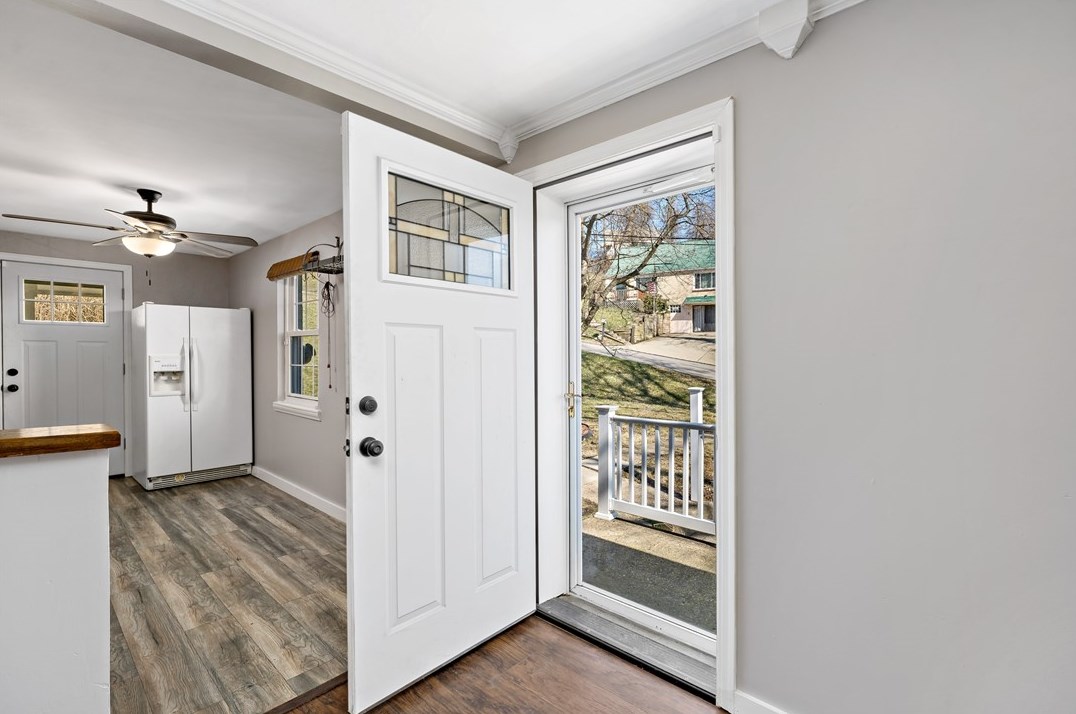 215 Auburn St, Penn Hills, PA 15235