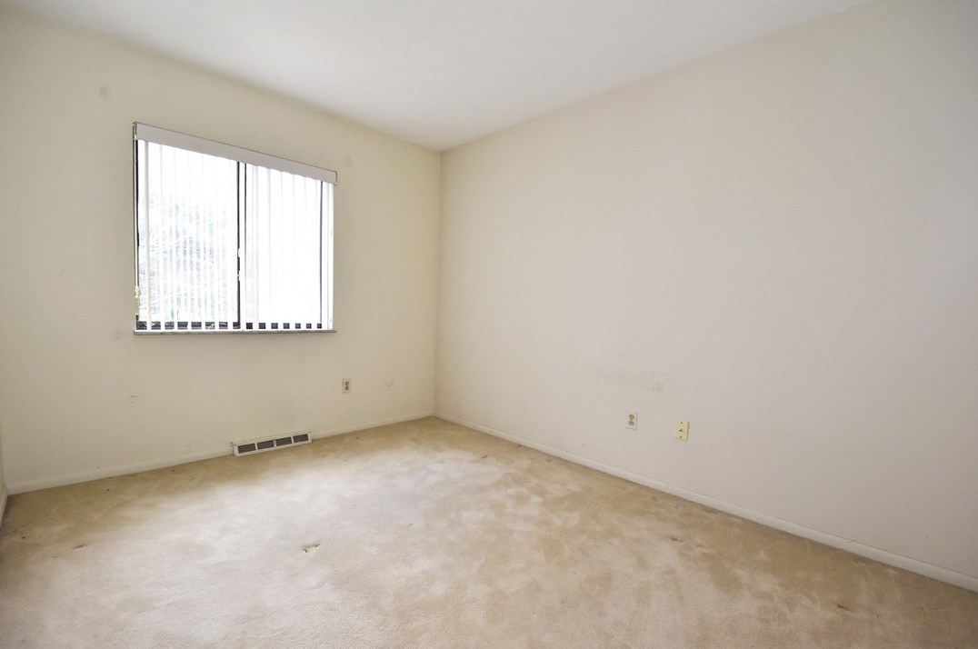 110 Williamsburg Ln, Export PA  15632-1526 exterior