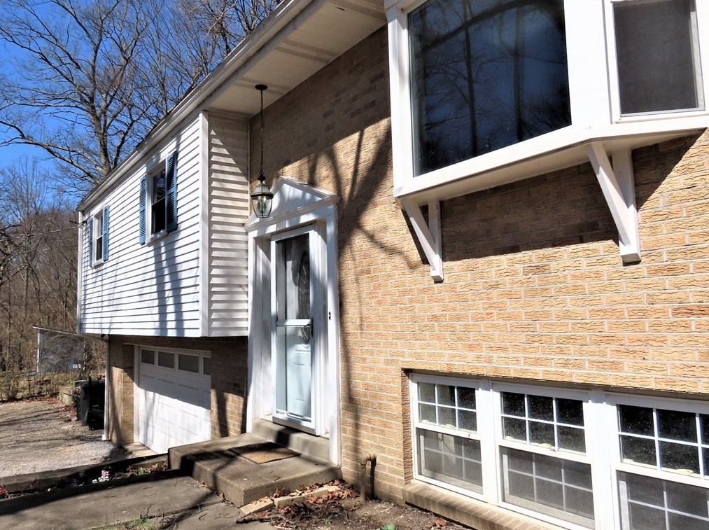 2309 Mcaleer Rd, Sewickley, PA 15143
