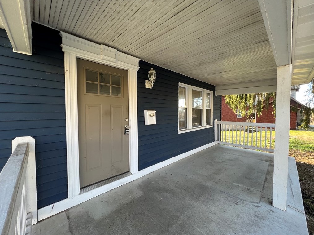 408 16th Ave, Beaver Falls, PA 15010