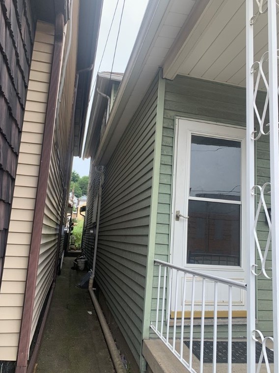 821 Mckean Ave, North Charleroi, PA 15022