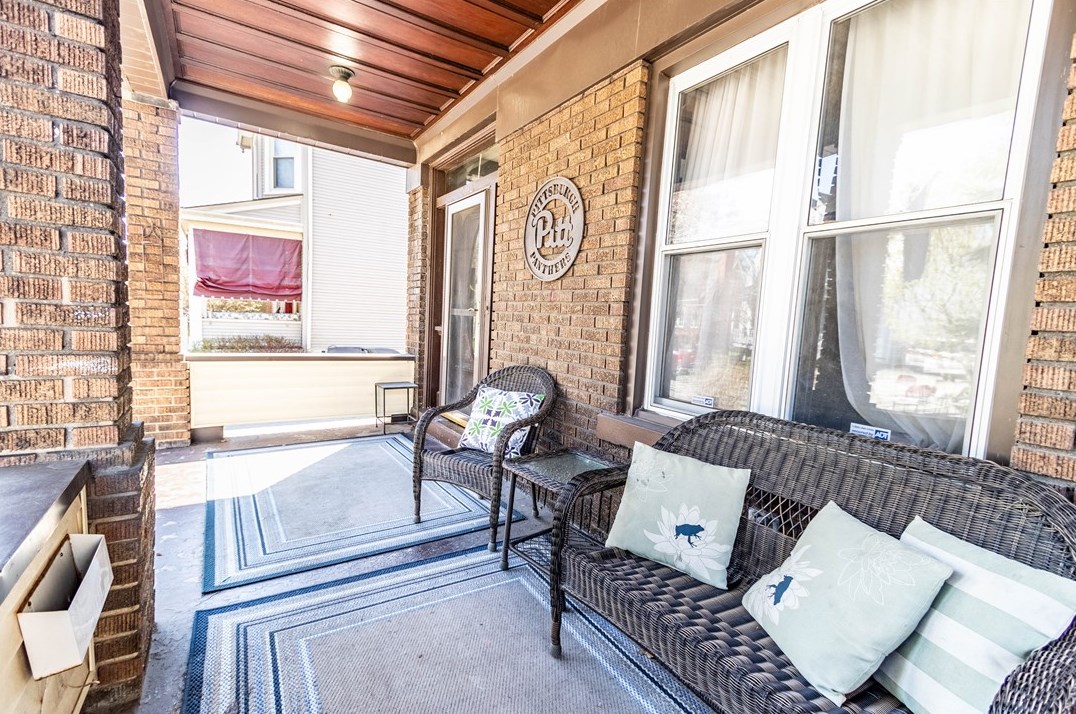 137 4th St, Oakmont, PA 15139