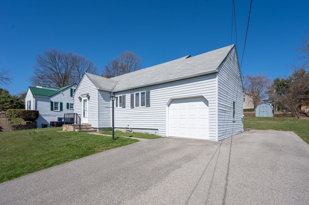 201 Frye Farm Rd, Greensburg, PA 15601-6478