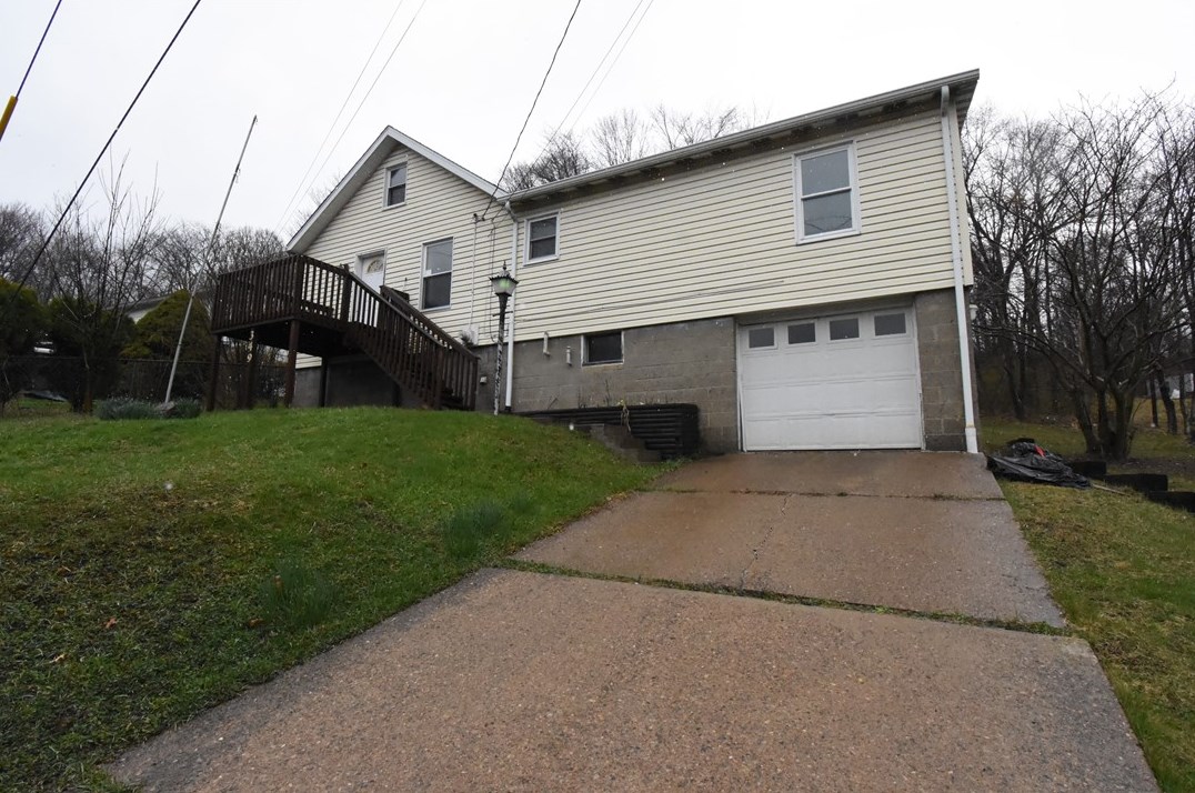 349 Ridge Ave, Indiana, PA 15701-1348