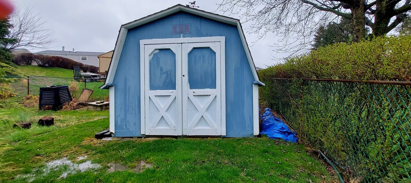 782 Dichicco Dr, North Versailles PA  15137-2437 exterior