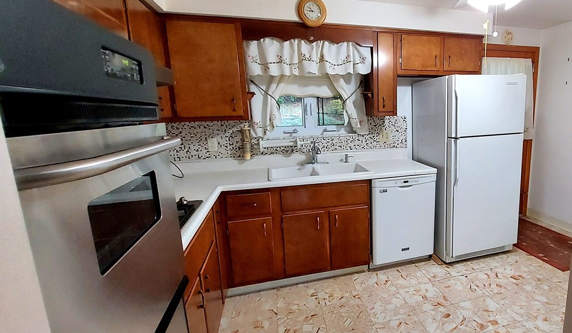 782 Dichicco Dr, North Versailles PA  15137-2437 exterior