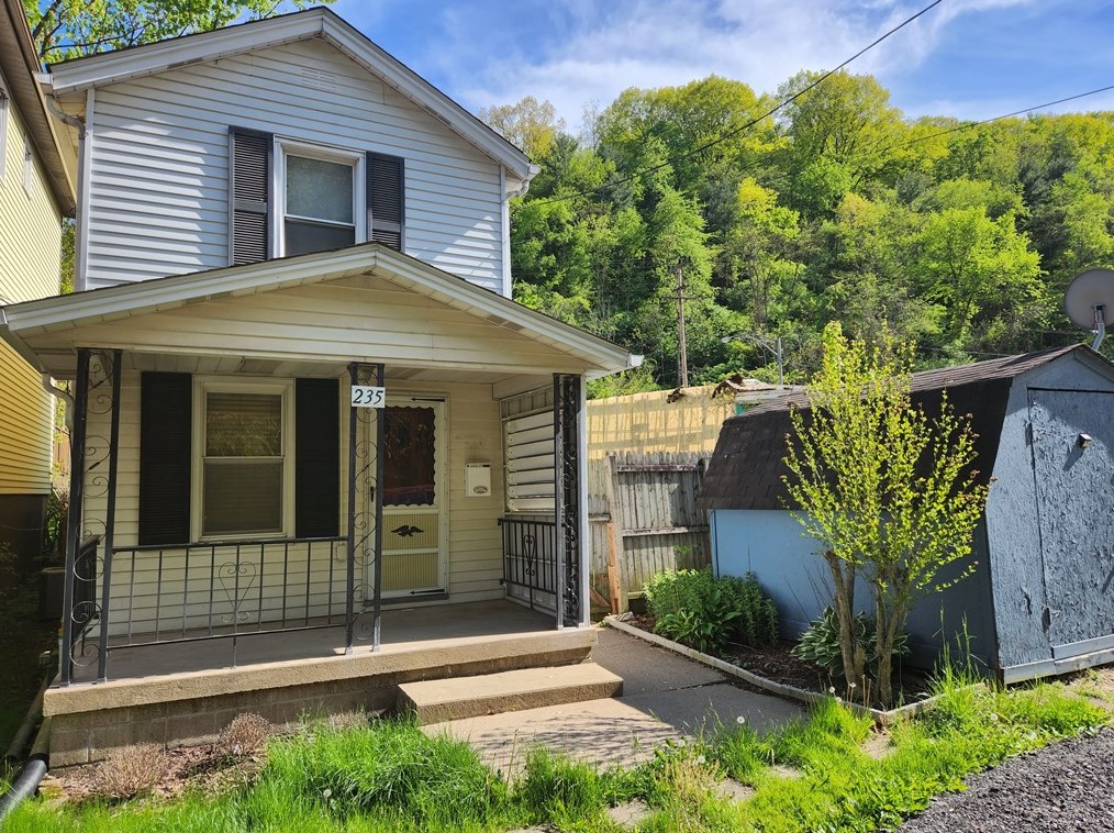 235 Glass Run Rd, Pittsburgh, PA 15207