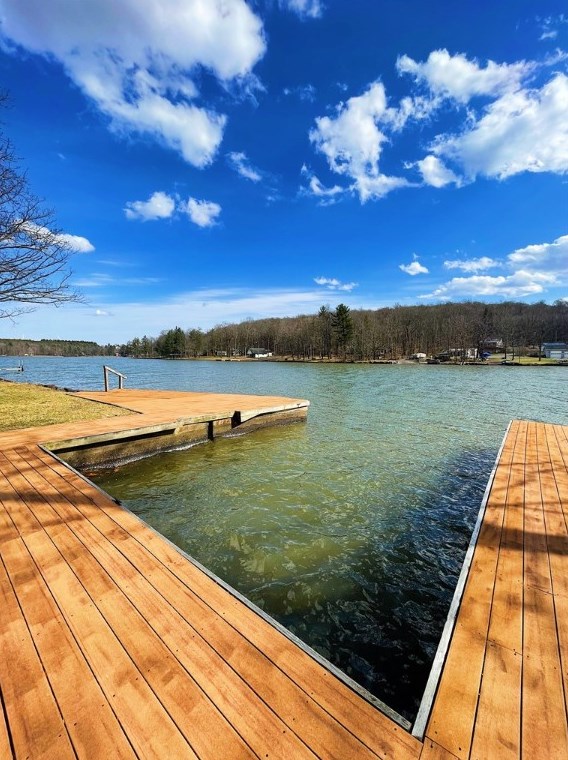 199 Pine Rd, Friedens, PA 15541