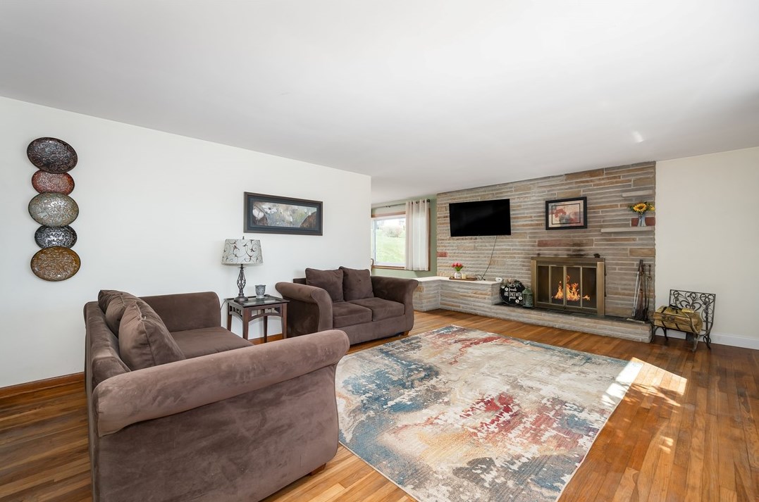 1329 Book Ave, Beaver Falls, PA 15010