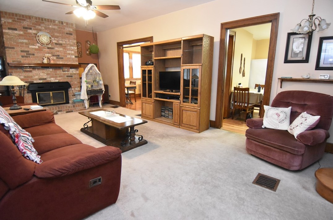 4012 Davis Ave, Whitaker, PA 15120