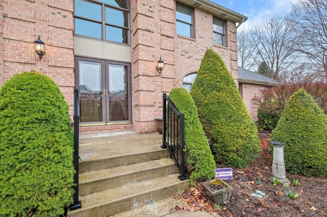 429 Church Hill Rd, Venetia, PA 15367-1142