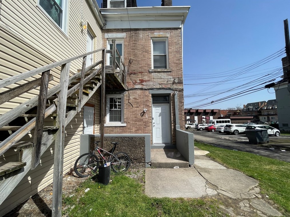 5544 Baywood #1, Pittsburgh, PA 15206