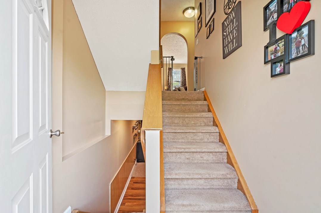 1202 Timber Trail North, Imperial, PA 15126