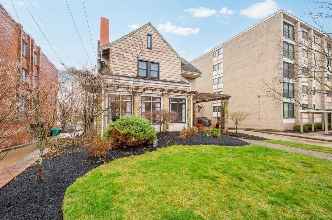 45 Academy Ave, Pittsburgh, PA 15228