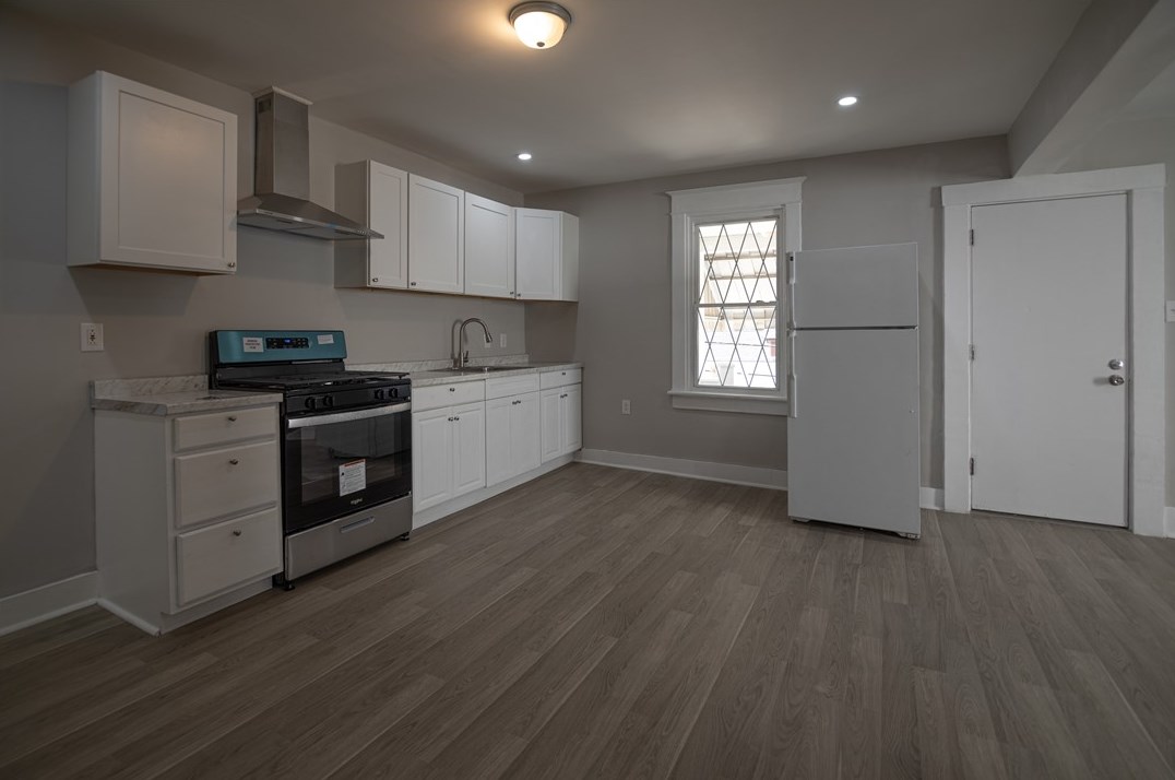 1066 Beaver Rd, Ambridge, PA 15003