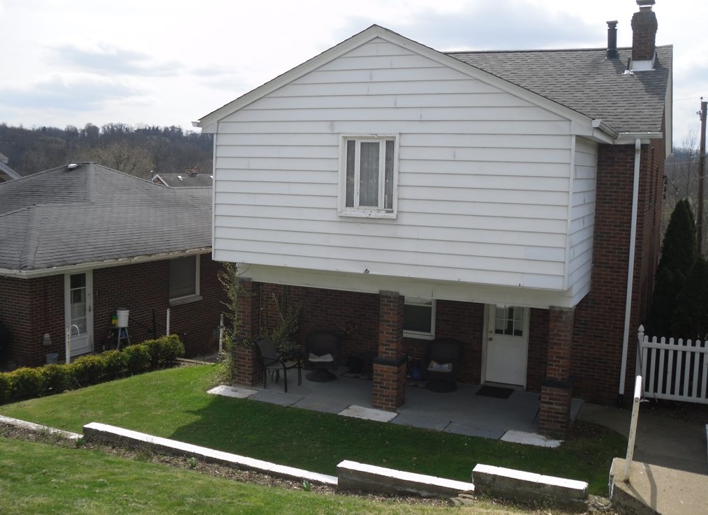 326 Woodland Ave, North Charleroi, PA 15022