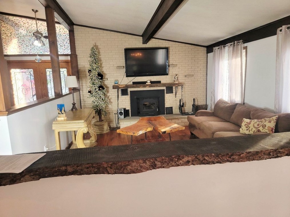 252 Mountain View Rd, Oliphant Furnace, PA 15401-6514