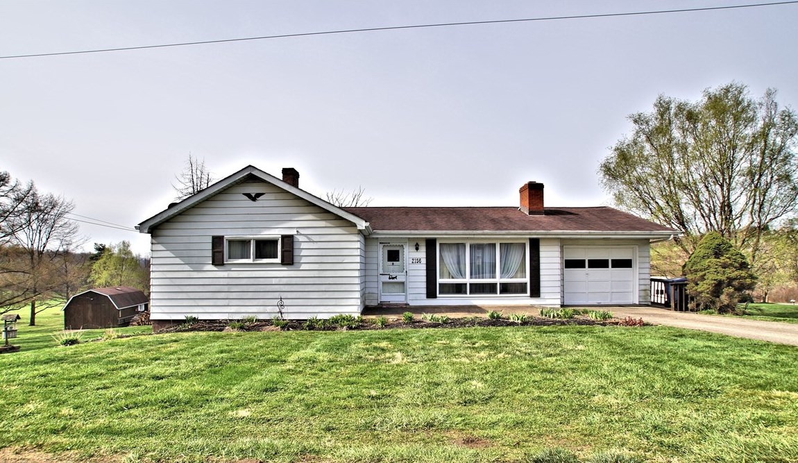 2156 Denmark Manor Rd, Export, PA 15632