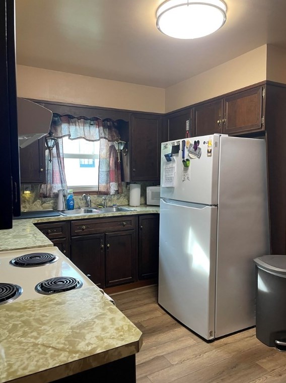 86 Dewey Ave, Washington PA  15301-6307 exterior