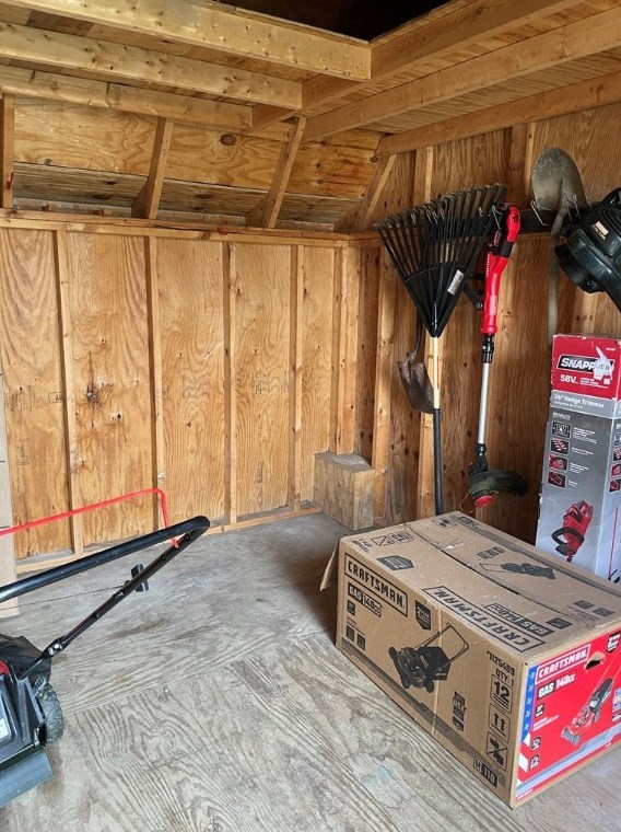 86 Dewey Ave, Washington PA  15301-6307 exterior