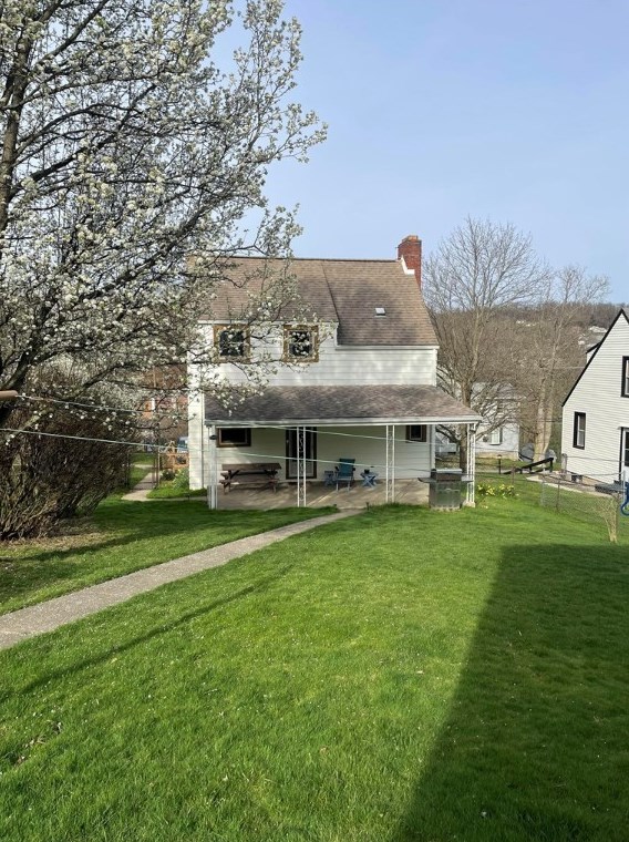 86 Dewey Ave, Washington PA  15301-6307 exterior