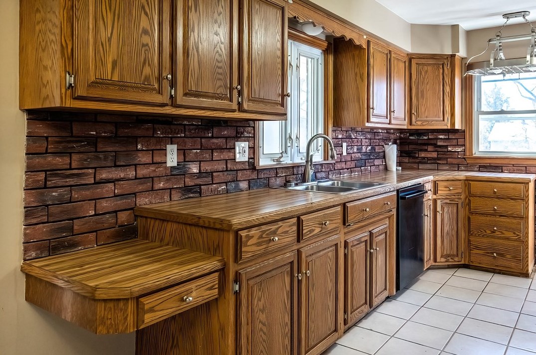 299 Meadow St, Meadville, PA 16335