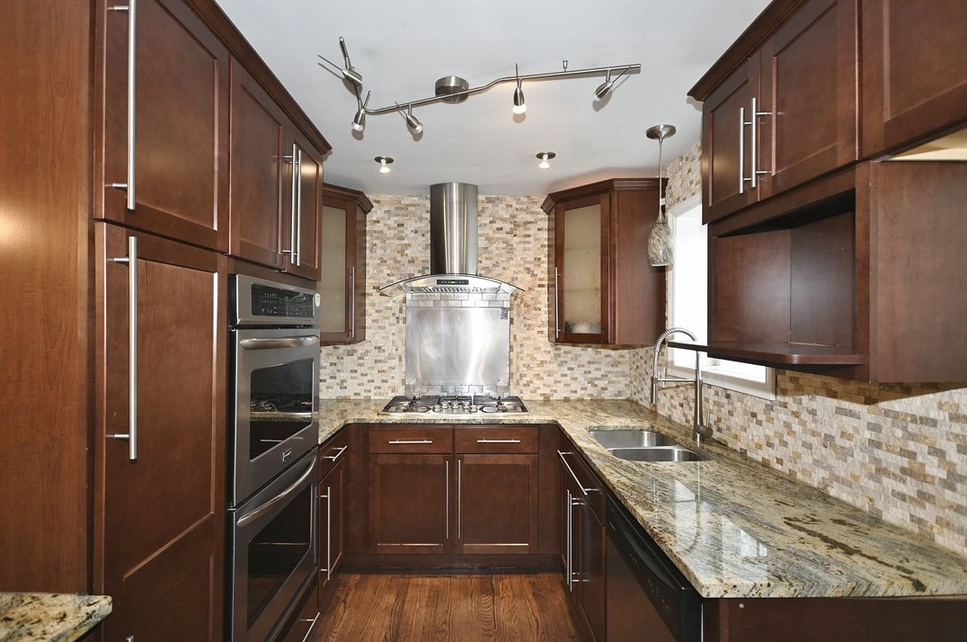 702 Dewberry, Monroeville, PA 15146