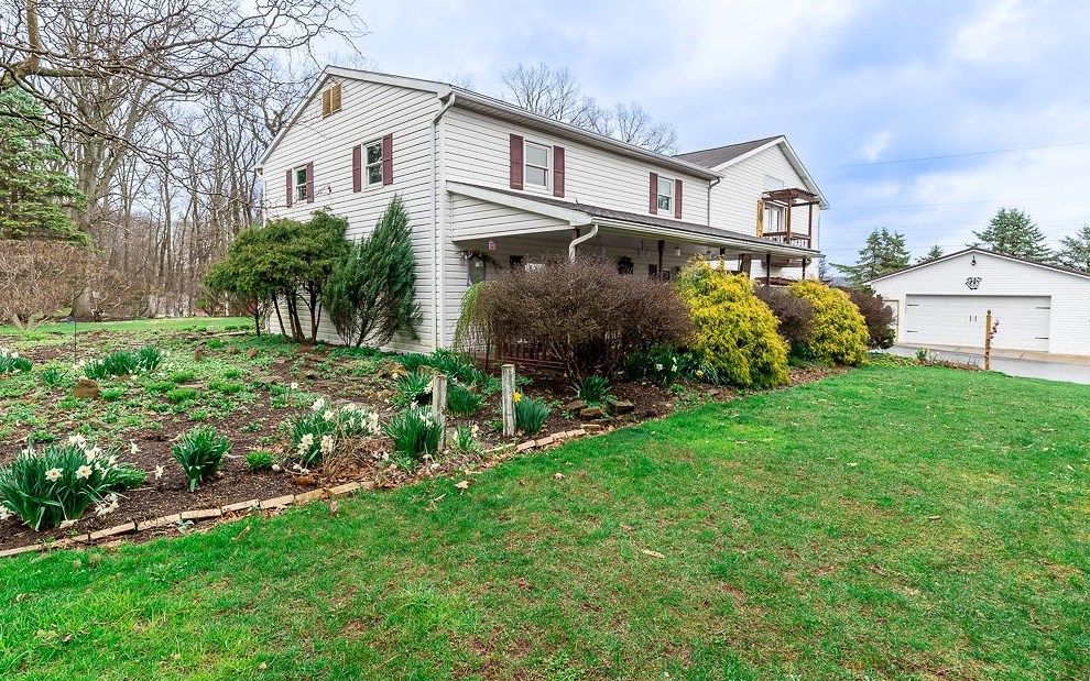 194 Feit Ln, Beaver Falls, PA 15010