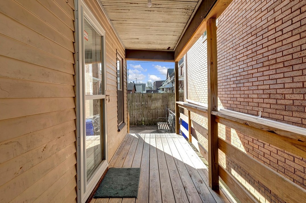 654 Maplewood Ave (rear), Ambridge, PA 15003