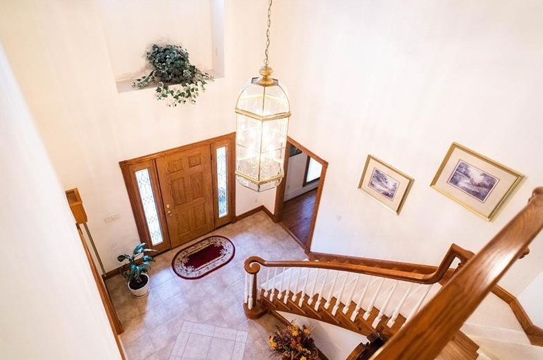 258 Ann Cir, Indiana, PA 15701-6007