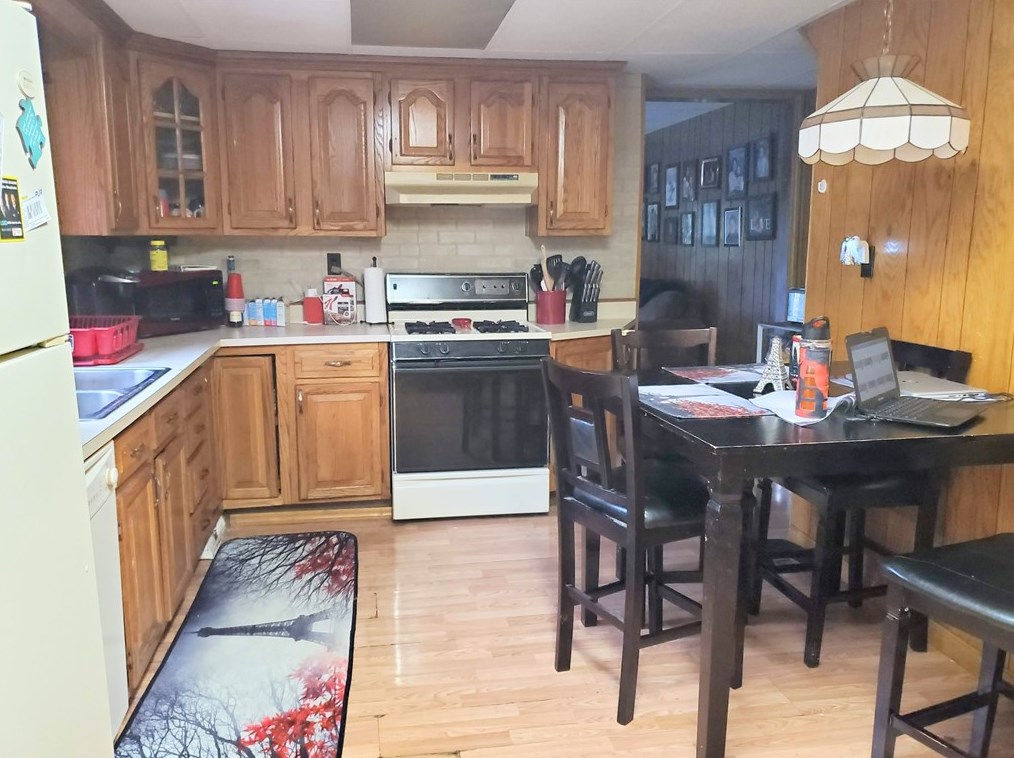 712 &amp 706 Erie Ave, New Castle, PA 16101