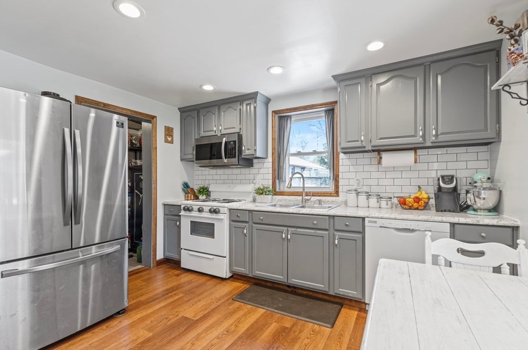 774 Allendale Rd, New Brighton, PA 15066