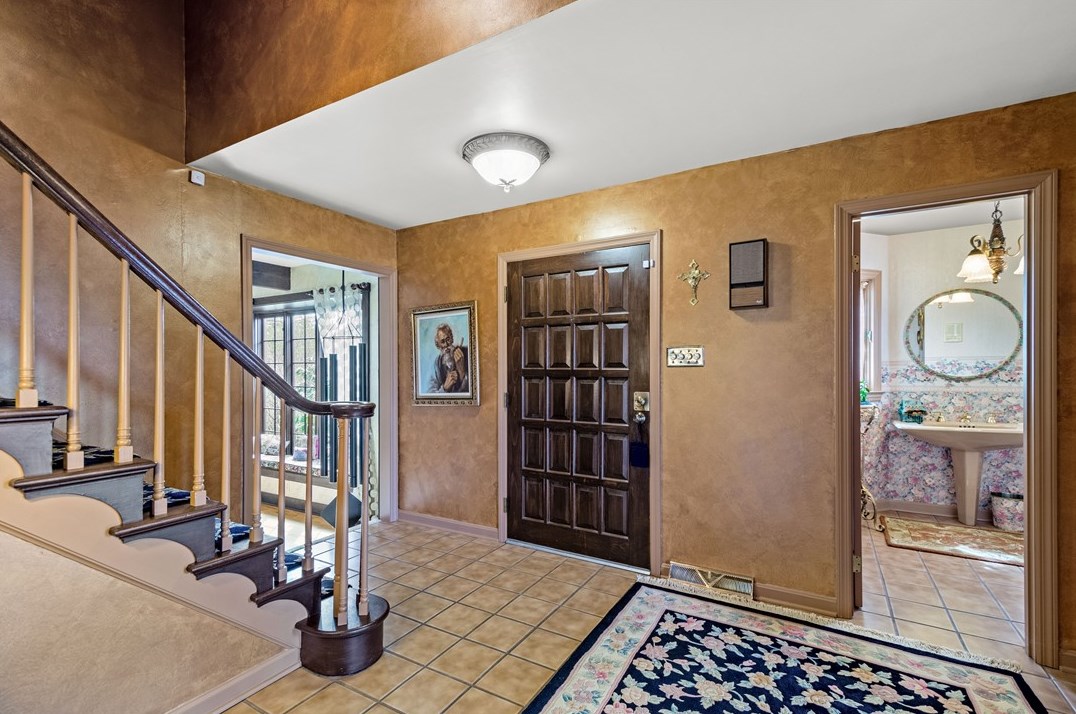 103 Yorktown Rd, Canonsburg, PA 15317