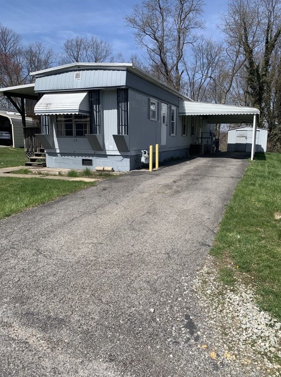37 Lexington Dr, Freedom, PA 15042-2217