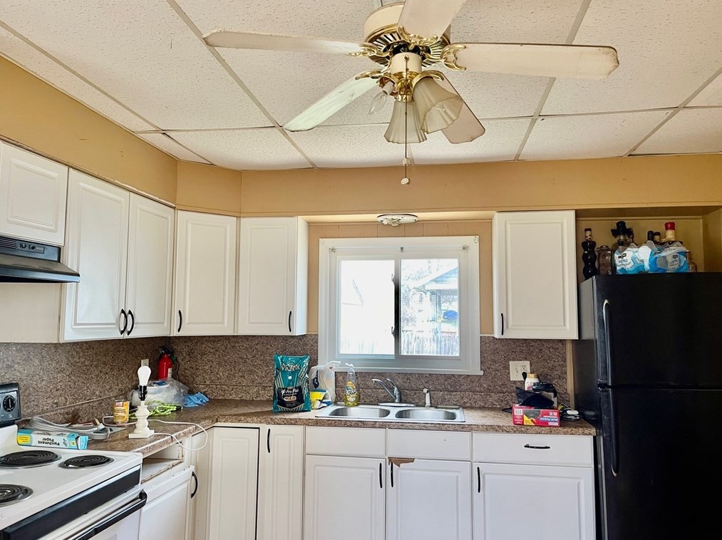 219 N Crawford Ave, New Castle, PA 16101