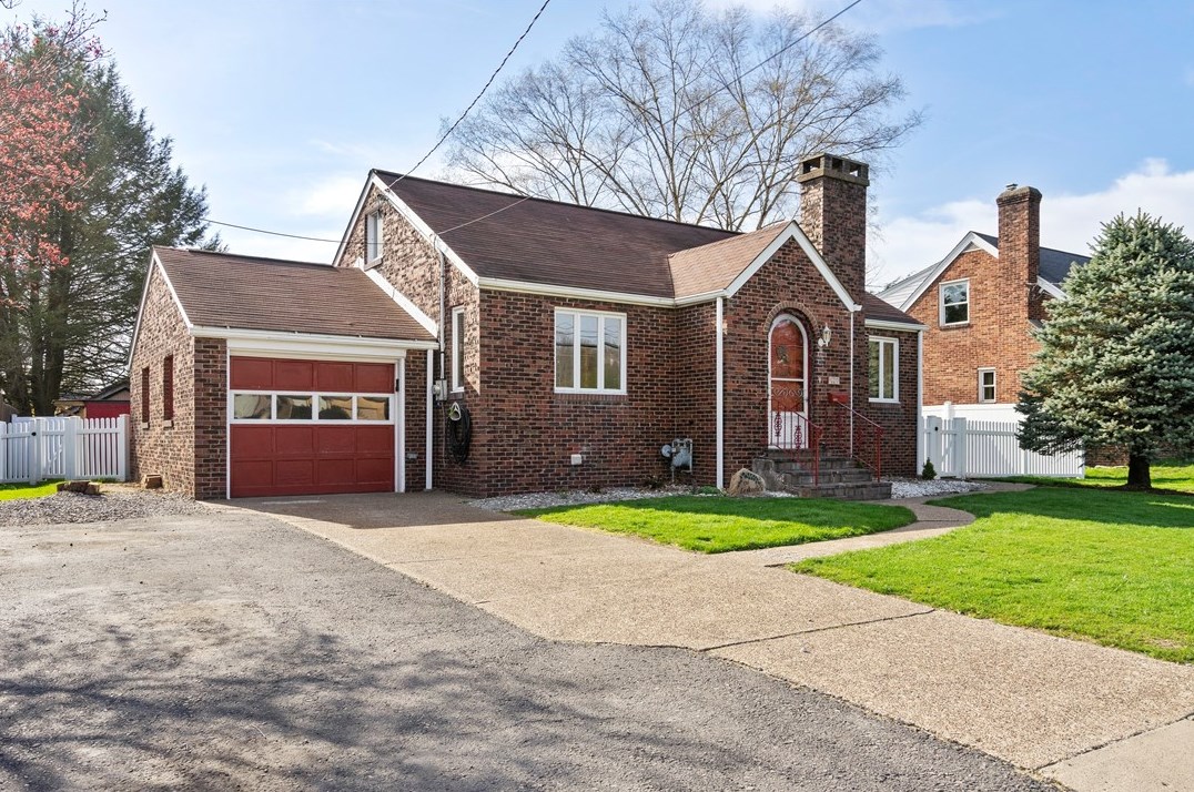 117 Pillow Ave, Cheswick, PA 15024