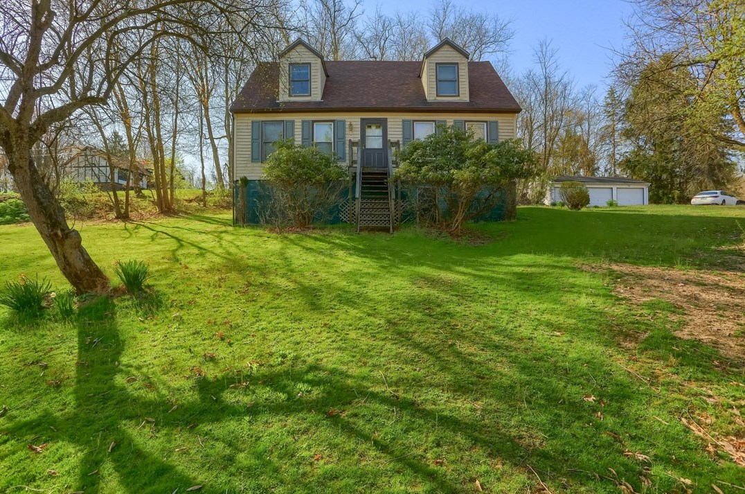 119 Valley View Rd North, Imperial, PA 15126