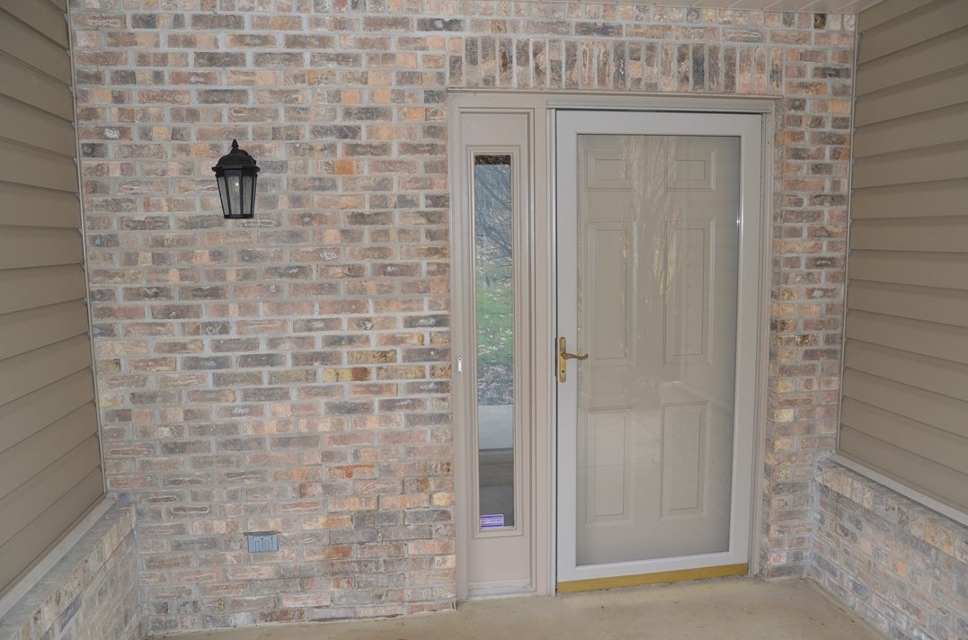 9403 Sundance Dr, Bridgeville, PA 15017