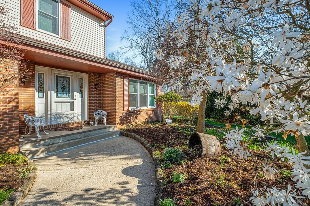 1406 Kelly Rd, Glenshaw, PA 15116