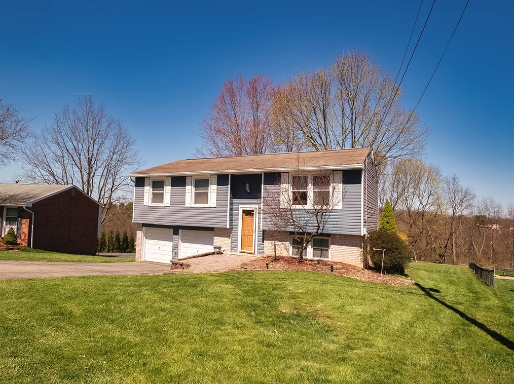 203 Havenhill Dr, Butler, PA 16001-2611
