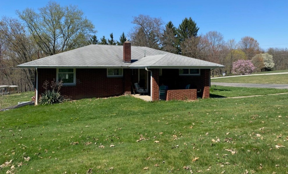 577 High Rise Dr, Blairsville, PA 15717-8272