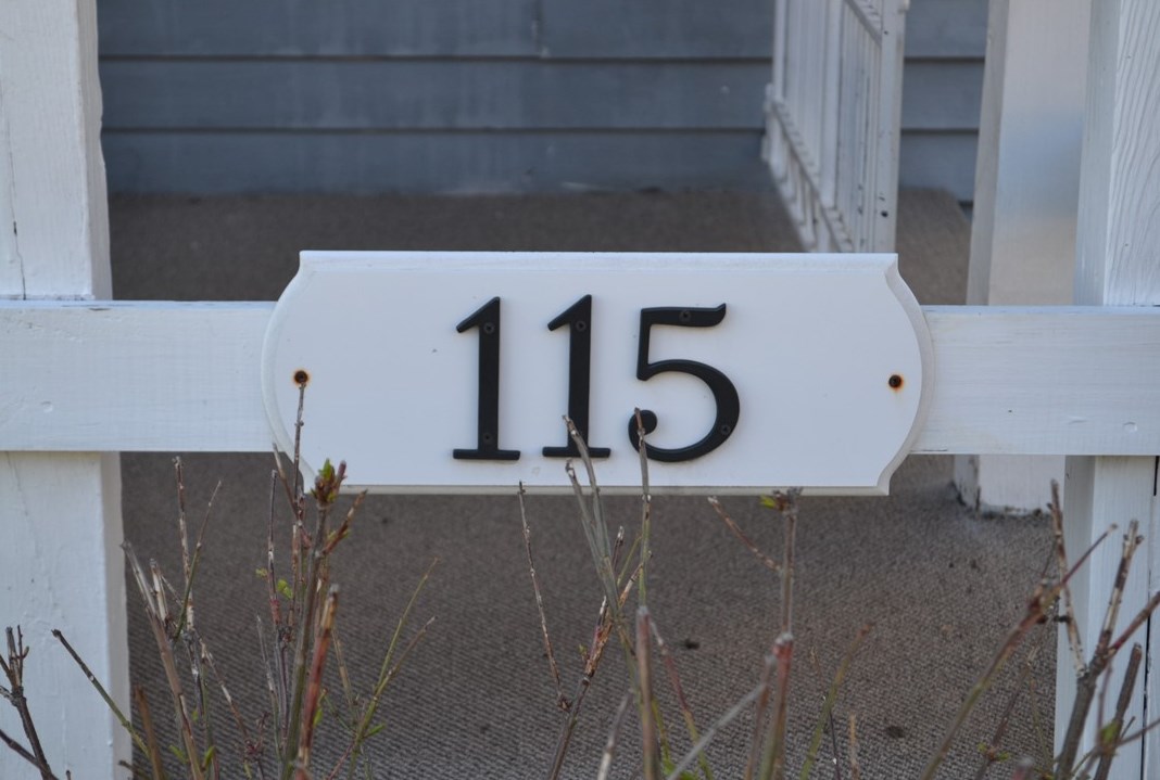 115 Arnold Ave North, Strabane, PA 15363