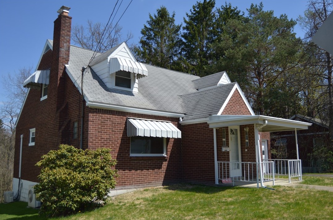 1351 Strawn Ave, New Kensington, PA 15068