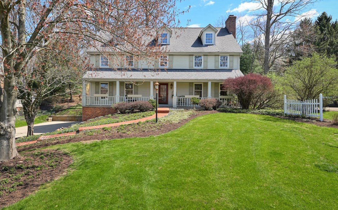 9066 Meadow Oaks Dr, Allison Park, PA 15101-2831