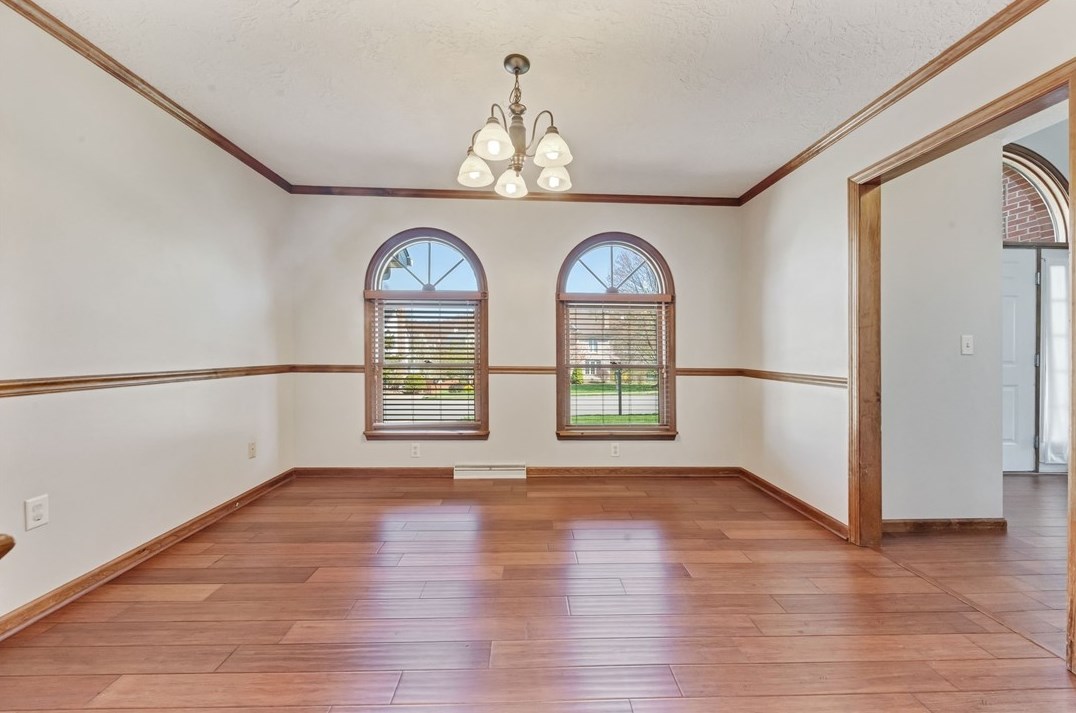 251 Cumberland Dr, Seven Fields PA  16046-8005 exterior