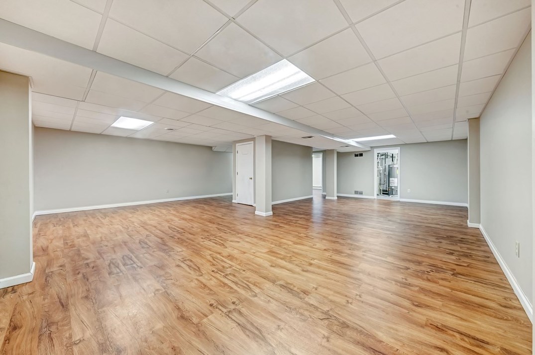 251 Cumberland Dr, Seven Fields PA  16046-8005 exterior